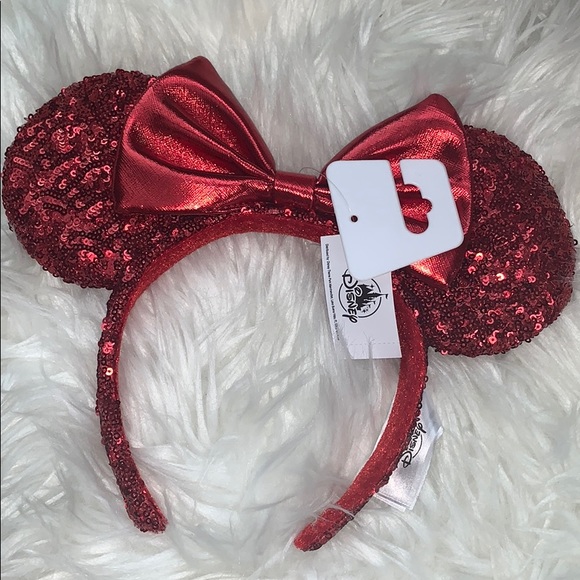 Last 1 Left Disney Minnie Red Sequined Ears Headband - Picture 2 of 4